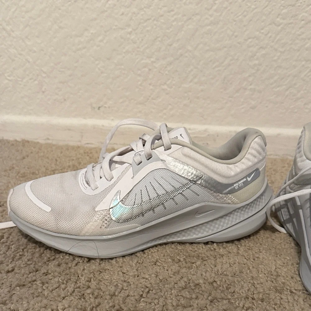 Nike Women's White and Light Gray Athletic Shoes - Picture 2 of 3